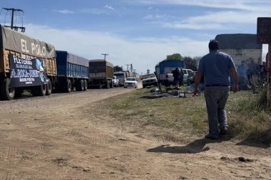 Provincia intervino en disputa entre transportistas y Cooperativa Defensa de Agricultores de Roca