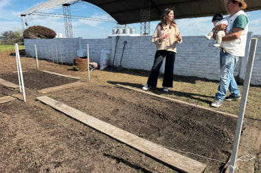 Arenales impulsa una huerta inclusiva dentro del programa de equinoterapia “Paso a Paso”