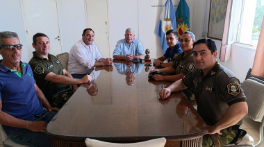 Gaute se reunió con efectivos ascendidos del Comando Patrulla Rural de Alberti