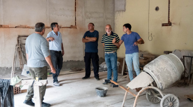 Martínez recorrió las obras del nuevo centro de monitoreo de Rivadavia