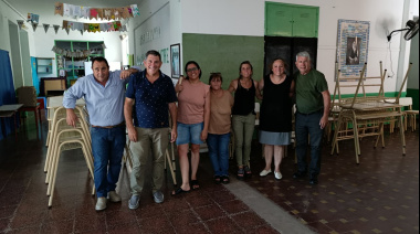 Alberti fortalece su infraestructura escolar con la llegada de nuevo mobiliario para cinco establecimientos