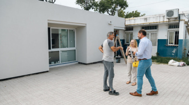 Serenal recorrió obras que se realizan establecimientos educativos de Lincoln