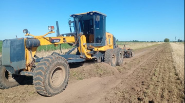 Avanza el mantenimiento de los caminos rurales en el partido de Chacabuco