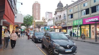 Tensión y debate por los menores en el centro juninense: Comercio pide más policías y el Municipio admite límites legales