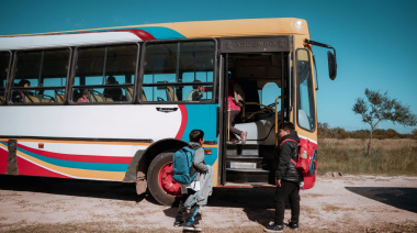La Provincia aumentó 22% los fondos para el transporte escolar