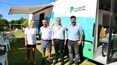 Entrega de anteojos y controles gratuitos en Cucha Cucha