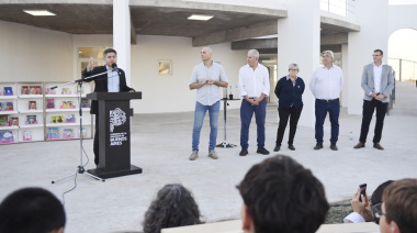 Alberti inauguró su observatorio astronómico con la presencia de Kicillof