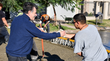 Barenghi recorrió obras de pavimentación y anunció una nueva etapa