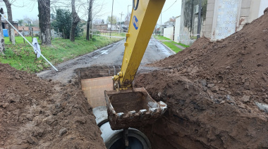 Comenzó obra de desagües pluviales en Alberti para completar el pavimento hacia el Sector Industrial II