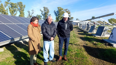 Avance clave en Alberti: instalan los últimos paneles del nuevo Parque Solar en el predio de reciclado