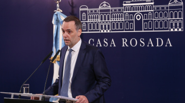 La UCR de Chacabuco pidió "una sola vara" ante las denuncias contra Adorni