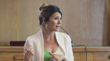 Leiva respaldó a Kicillof y pidió que las diferencias "se resuelvan puertas adentro"