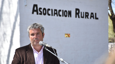 Frederking reclamó cambios en el manejo del agua y apuntó a la responsabilidad de la política
