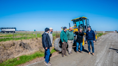 Fiorini destacó el nuevo esquema para mejorar los caminos rurales de Junín