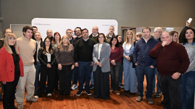 Balbín busca poner pausa en las diferencias internas de la UCR