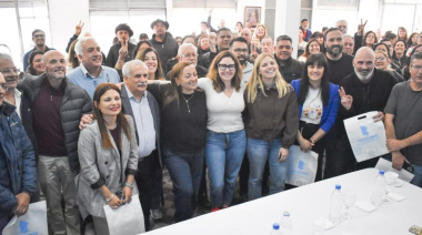Massa insistió en la unidad del peronismo y el Frente Renovador se mueve hacia 2027