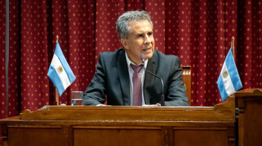 Rivadavia: Martínez anunció un bono de $180.000 para los municipales