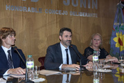 Fiorini reemplaza a Petrecca y analiza cambios en la estructura municipal