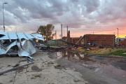 La Provincia envió recursos a Casares tras un devastador tornado