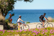 Fin de semana largo: más turistas, viajes cortos y gasto moderado