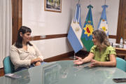 Gentile presentó a la nueva subsecretaria de Compras y Contrataciones