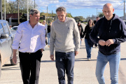 Katopodis y Lago recorrieron Casares, Henderson y Bragado para apuntalar la obra pública provincial