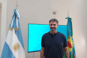 Fiorini anunció que el Municipio comprará una nueva carpa para la pileta de Santa Paula
