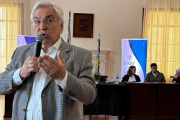 Alegre anunció aumento salarial del 8% para municipales: 18,8% acumulado en 2026