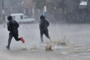 Proponen crear un sistema municipal de alertas ante emergencias climáticas
