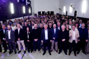 LLA juntó a sus concejales y arengó: "vamos a pintar de violeta la provincia"